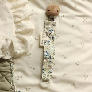 pacifier soother holder dummy clip