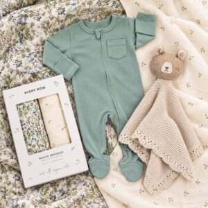 simply organic welcome baby gift set, unisex baby gifts