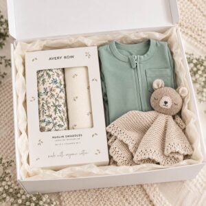 simply organic welcome baby gift set, unisex baby gifts for newborns
